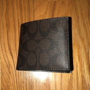 Men’s coach wallet